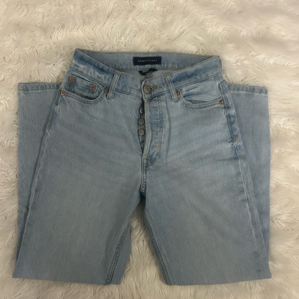 Aeropostale Women's Straight Leg Jeans in Light Blue